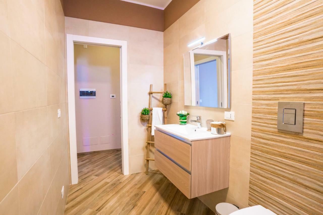 Sisters In Law Guesthouse مونوبولي المظهر الخارجي الصورة