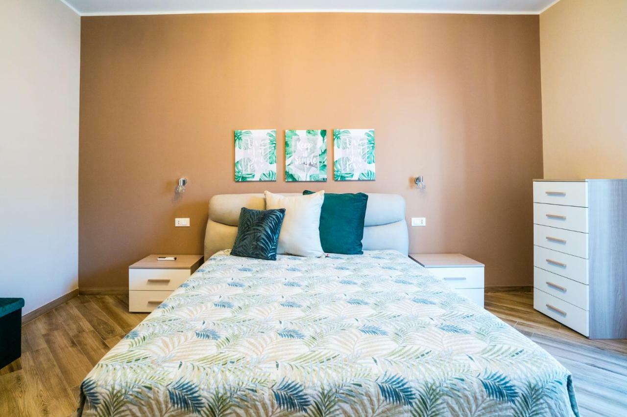 Sisters In Law Guesthouse مونوبولي المظهر الخارجي الصورة