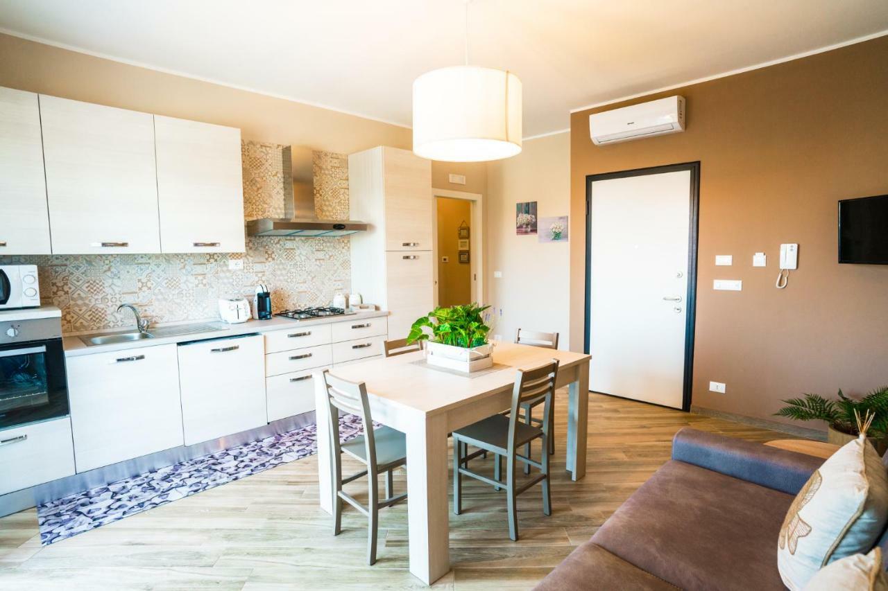 Sisters In Law Guesthouse مونوبولي المظهر الخارجي الصورة