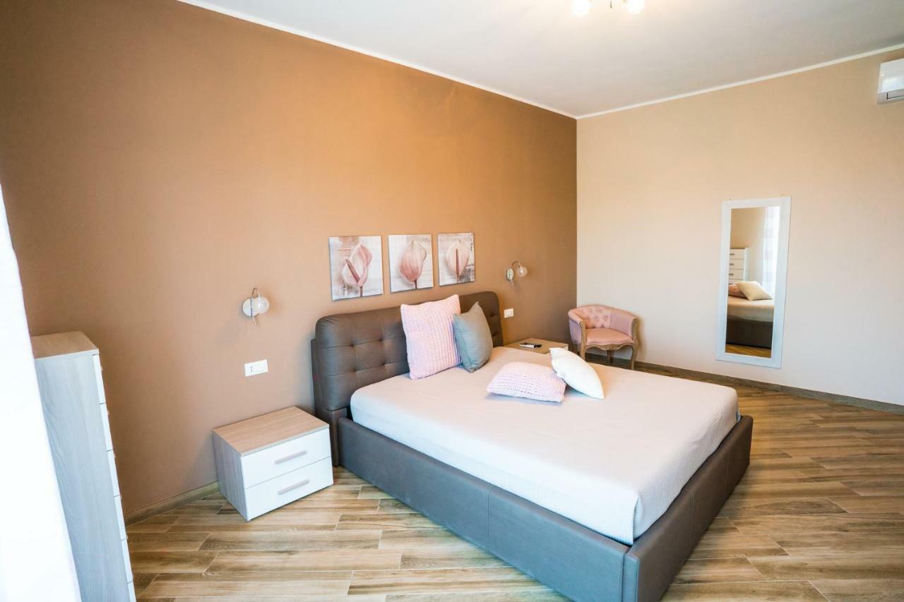 Sisters In Law Guesthouse مونوبولي المظهر الخارجي الصورة