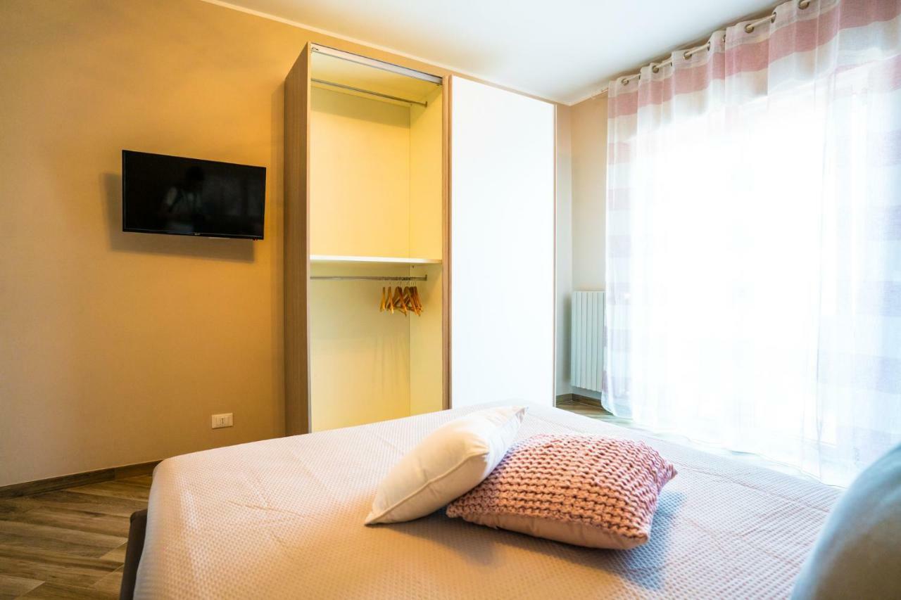 Sisters In Law Guesthouse مونوبولي المظهر الخارجي الصورة